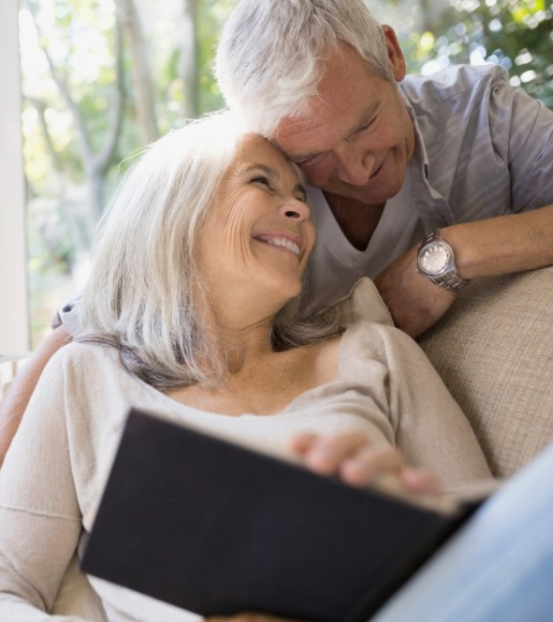 Couple communicating clearly with hearing support