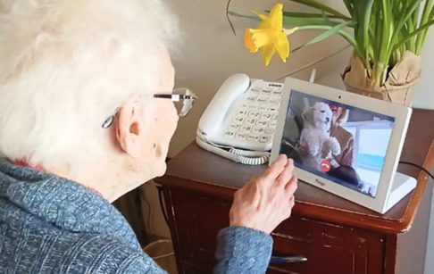 Paige Frame connected family video calling device